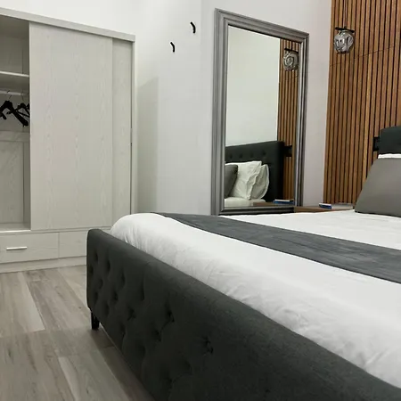 Apartment Aragon *